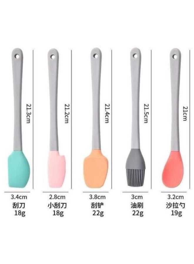 طقم ملاعق سيليكون صغيرة للمطبخ - 5 قطع - متعددة الألوان - مرنة وآمنة للاستخدام اليومي - Image 3